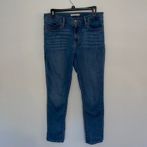 Levi’s skinny slimming jeans